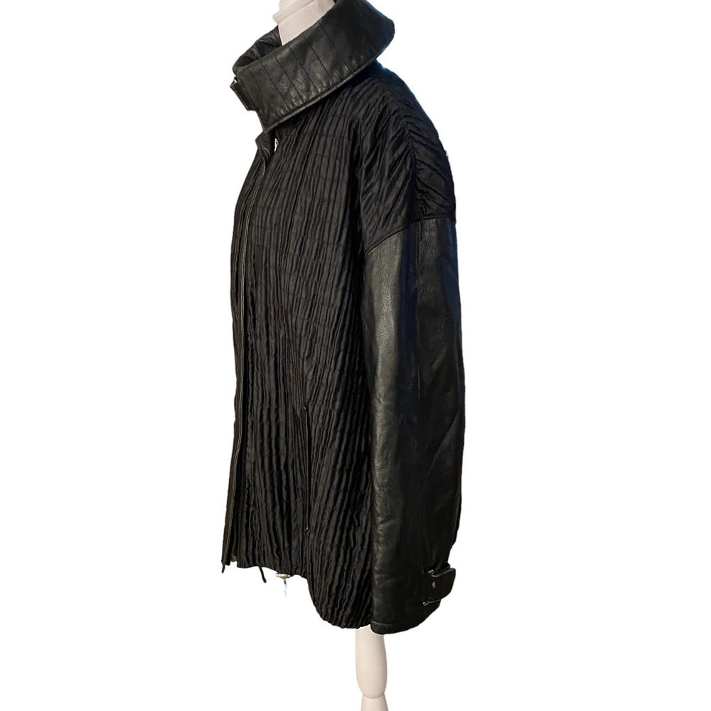 Artico Black Full Zip Spread Collar Peacock Royal Leather Jacket Womens Size 44 - Picture 5 of 10